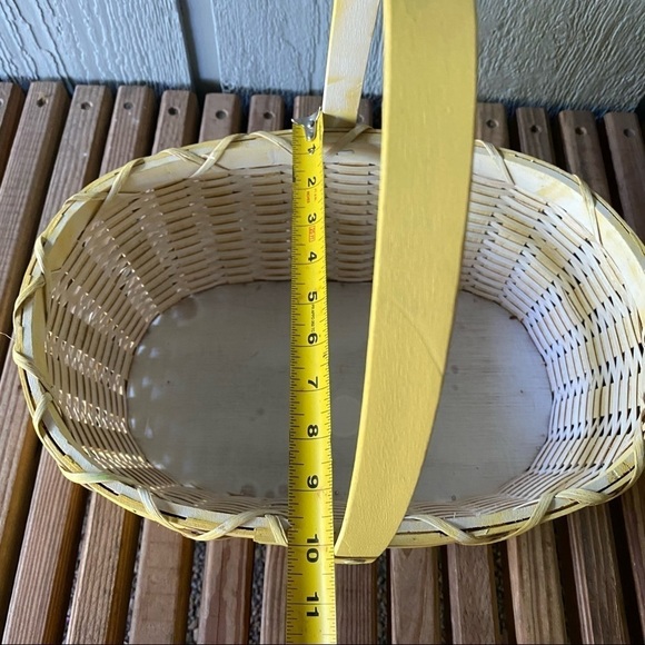 Vintage Yellow Basket Wood Wooden Easter Holiday Baby Shower Newborn Cottagecore - Picture 5 of 11